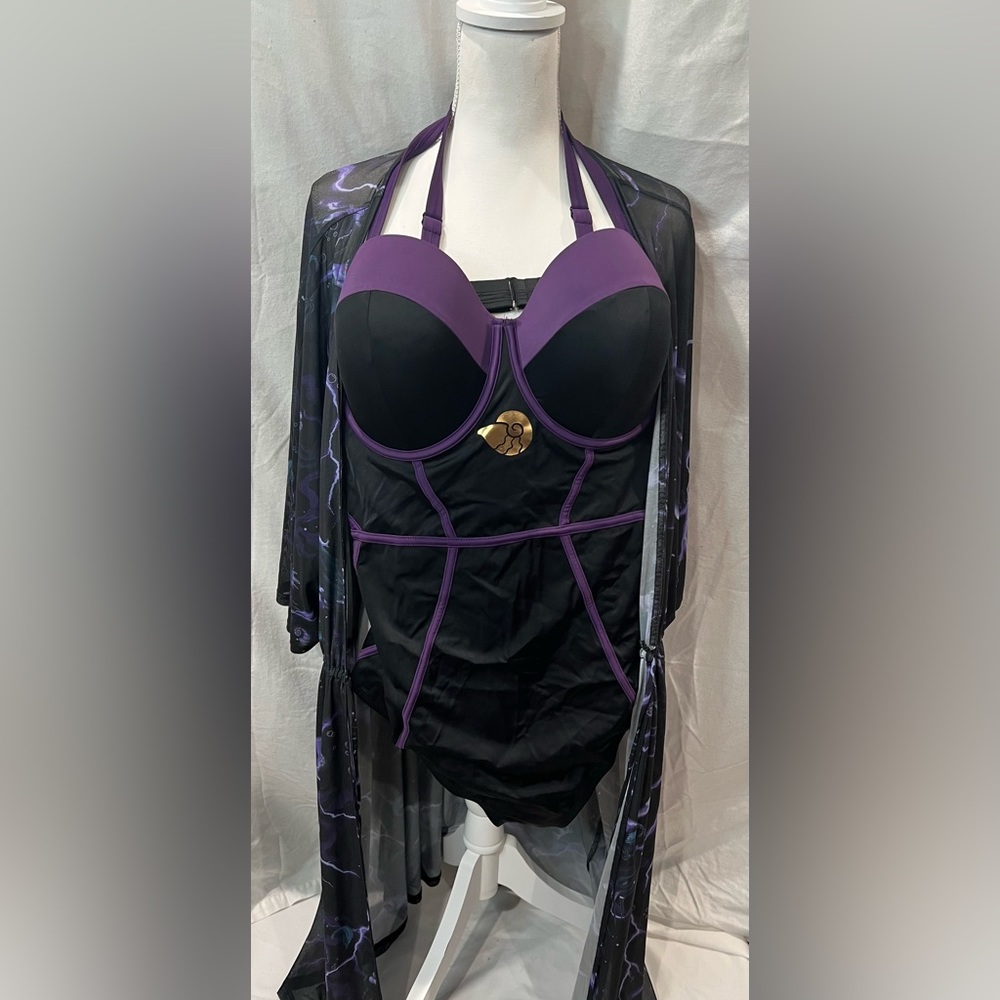NWT-Torrid Disney’s Ursula black/purple swimsuit and matching cover set. Size 3